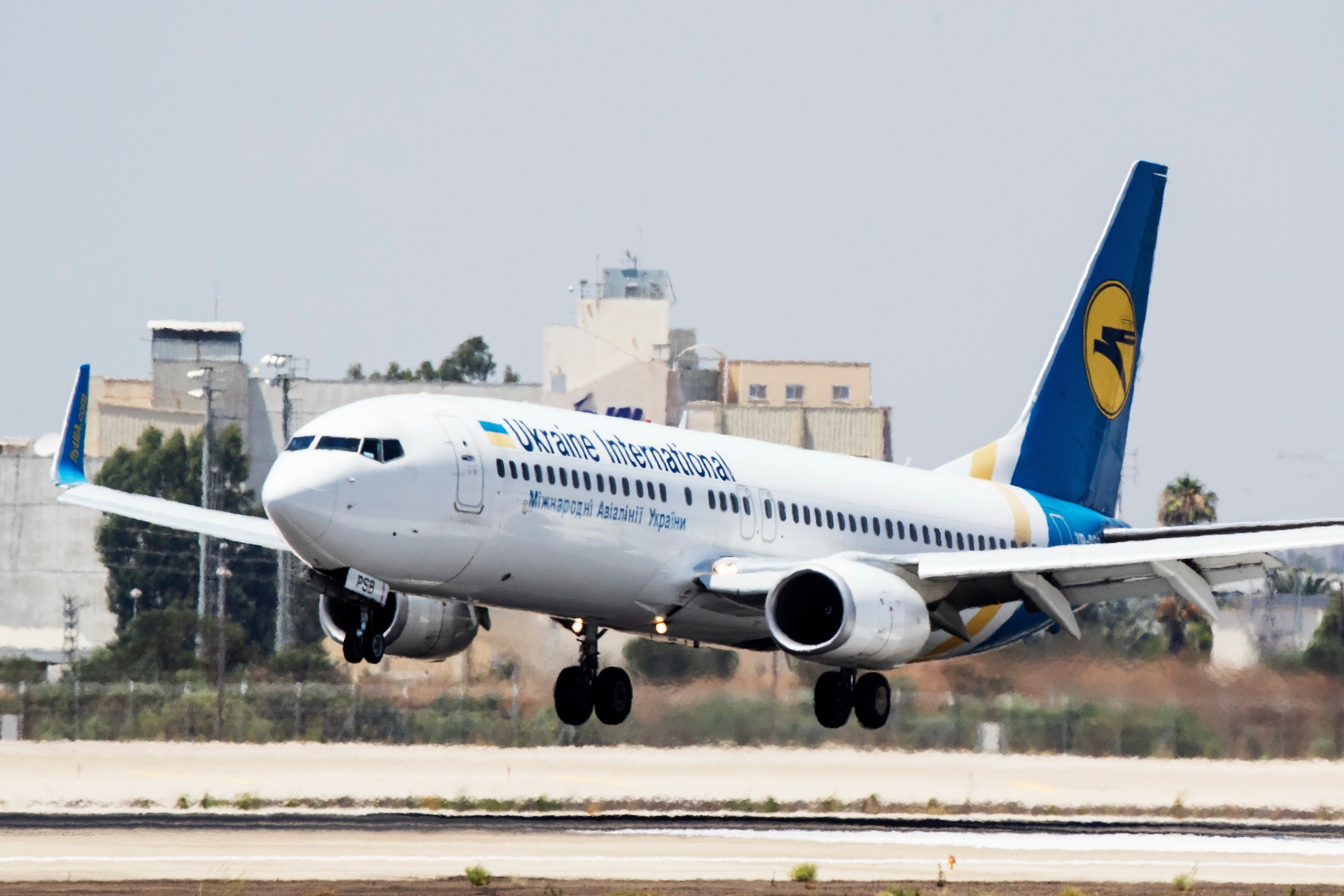 乌克兰客机被2枚伊朗导弹击中视频曝光，攻击间隔不到30秒