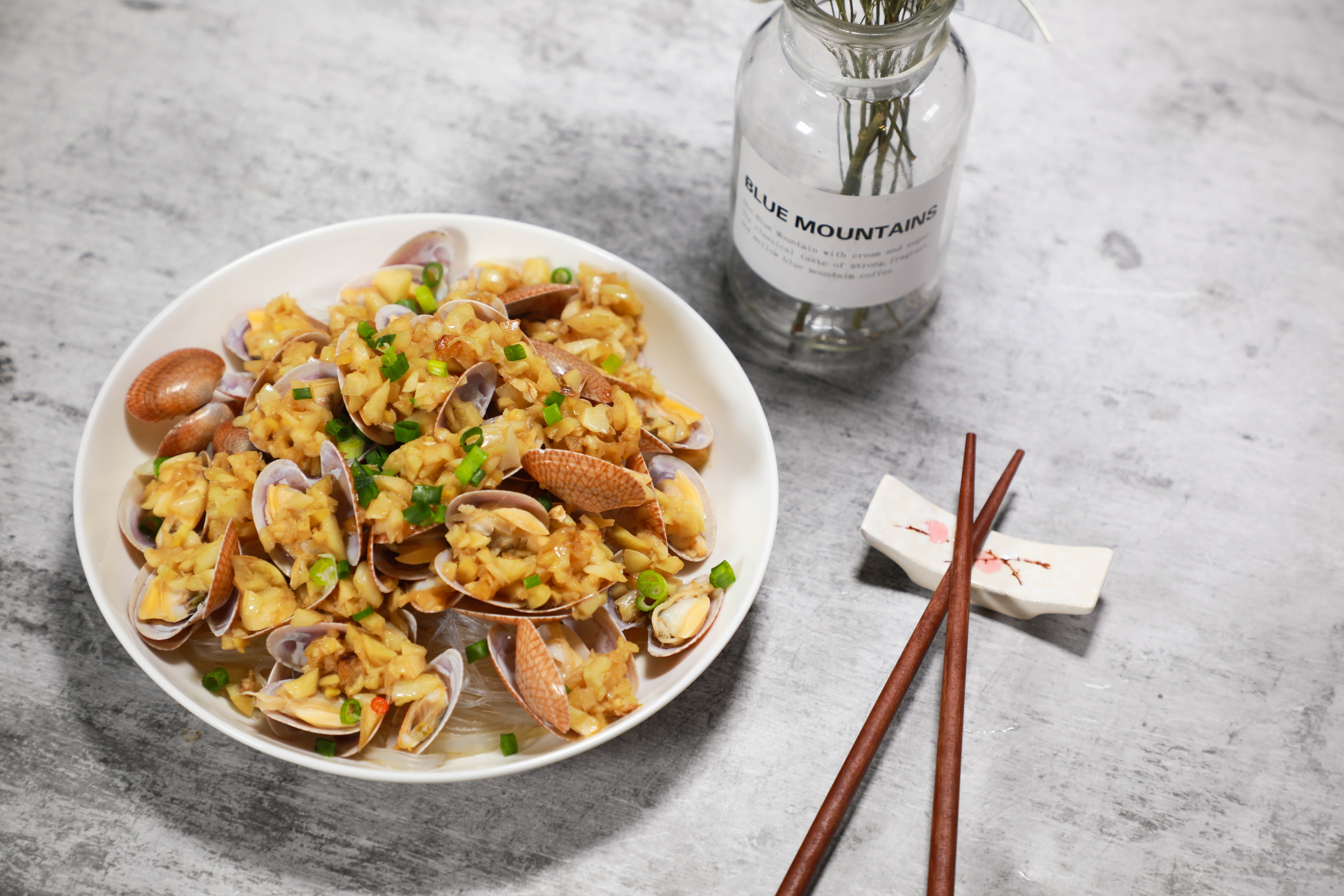 成本不到3块的蒜蓉花蛤最好吃的做法路边20元的锡纸花蛤再见了