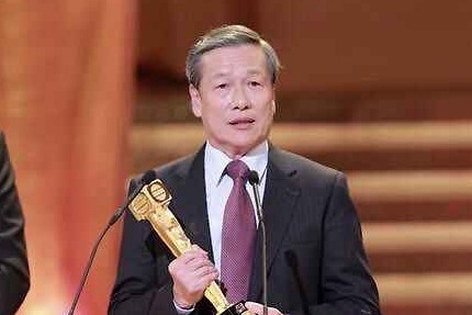 TVB金牌绿叶刘江离巢,薪水太低现状惨淡,演员断层须找救场_凤凰网