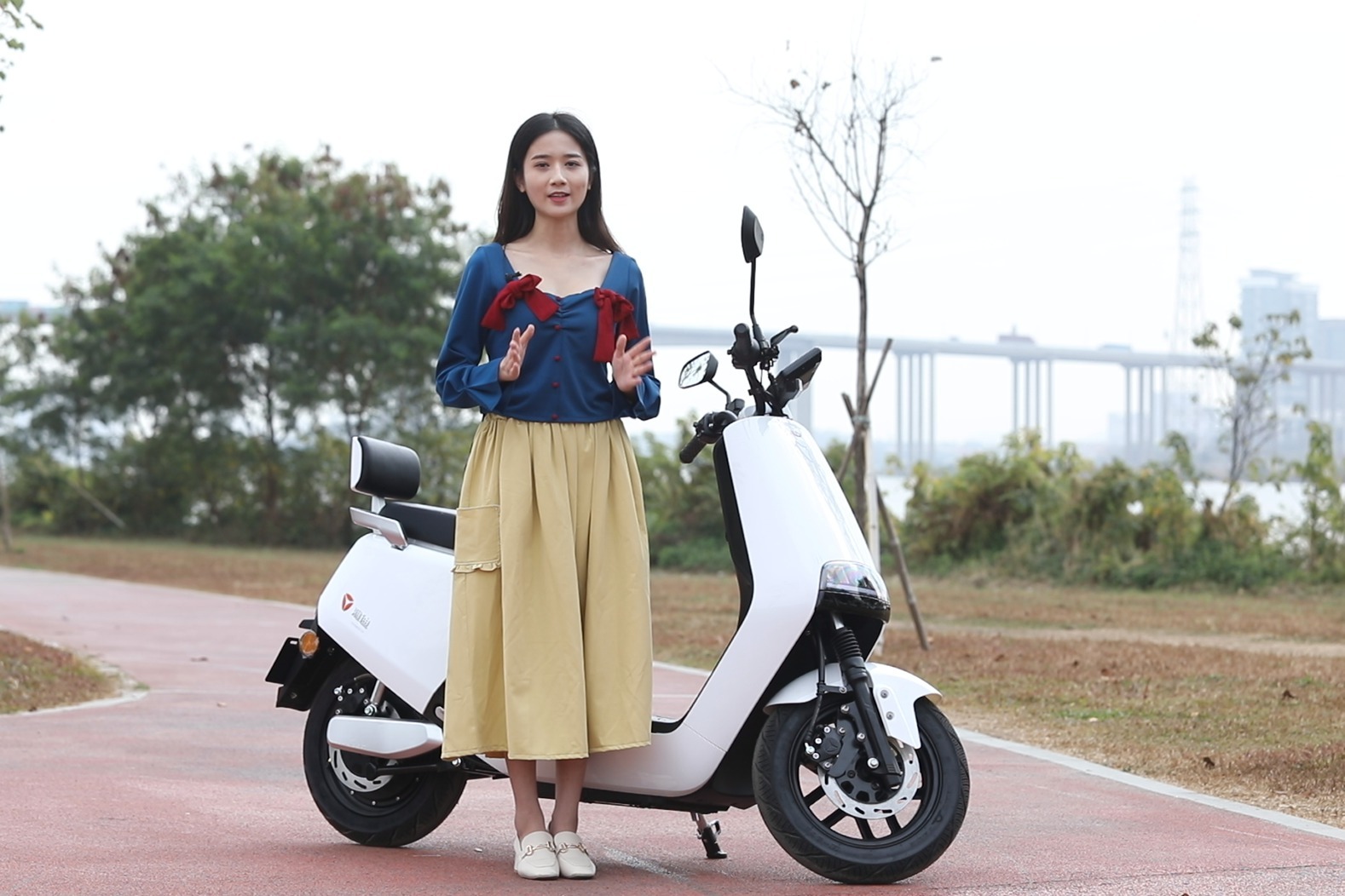 电摩潮品雅迪g5石墨烯版的硬实力惊人