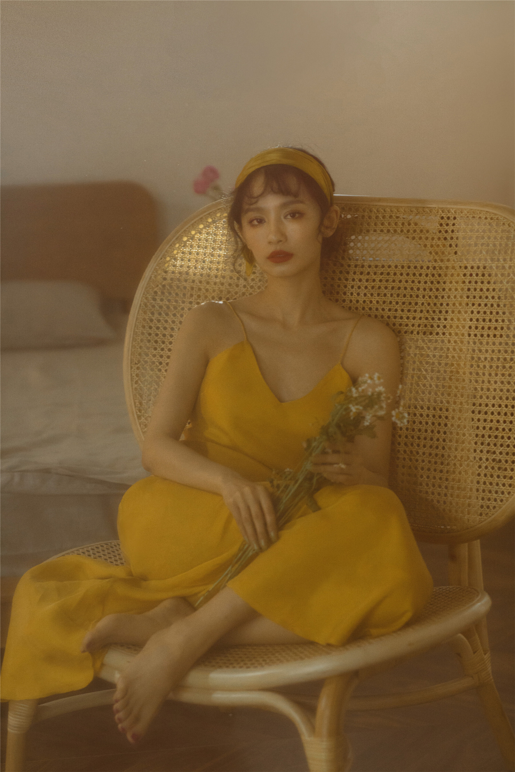 王禛梦幻写真 光影缱绻眼波流转_凤凰网娱乐_凤凰网