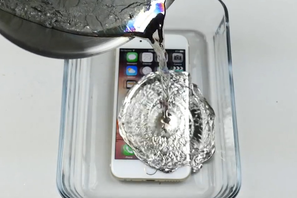 脑洞手机测评,用锡水硬核测试,非常壮观