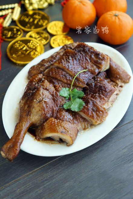 客家卤全鸭hakkastylebraisedduck