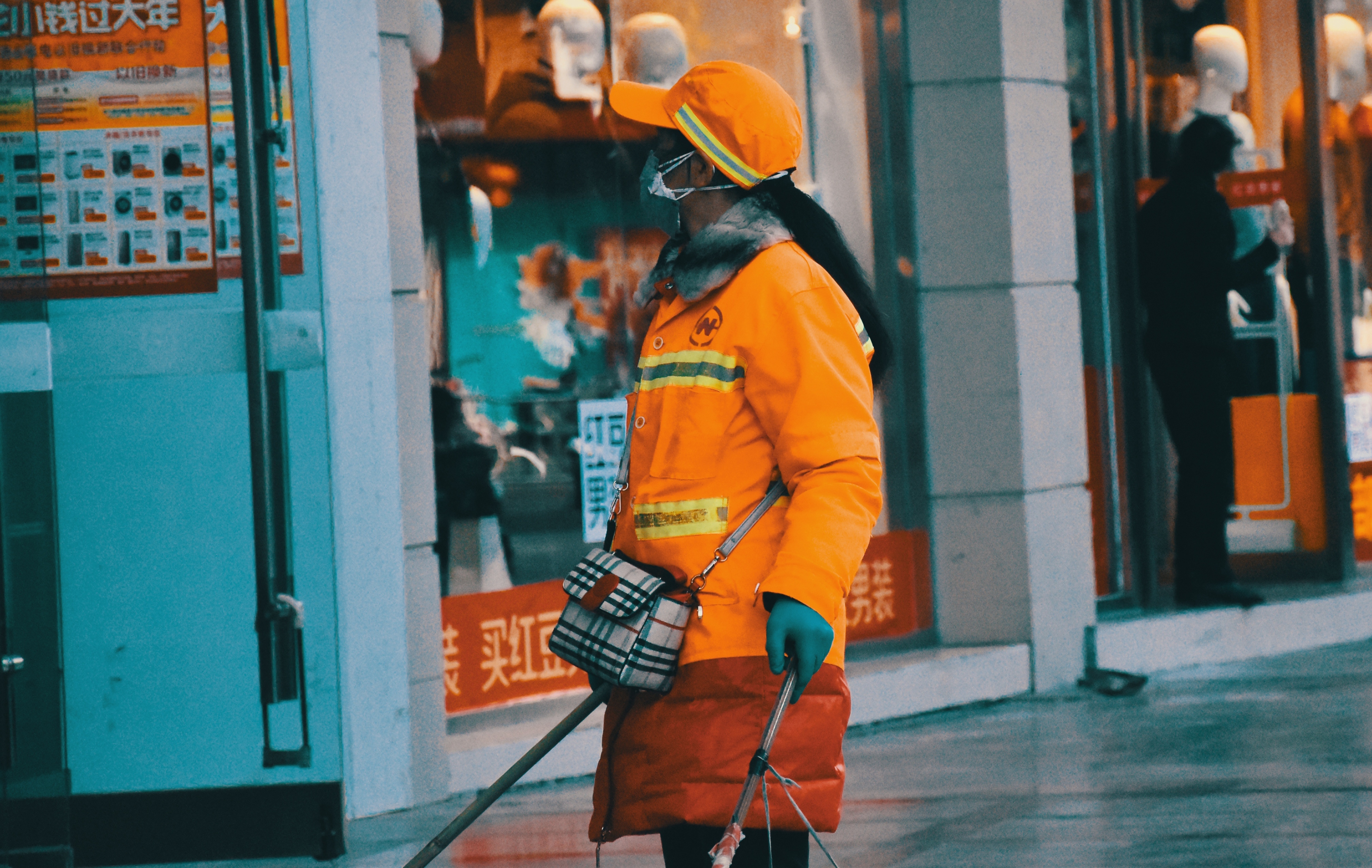 多图直击 | 什邡街头,戴口罩已成为一种自觉