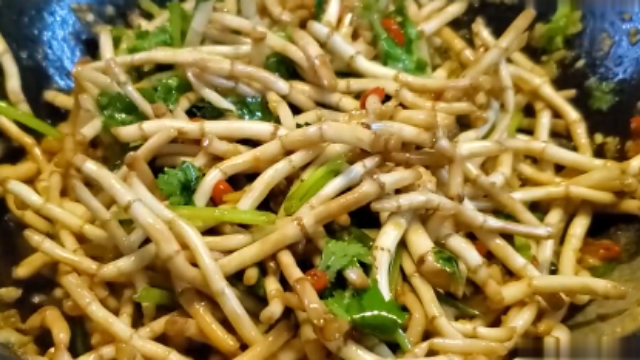 凉拌鱼腥草最正确做法，清凉解腻，脆口弾牙