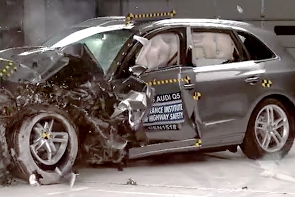 豪华品牌结实么？来看宝马X3和奥迪Q5碰撞对比结果