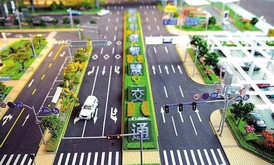 “智慧停车”提升城市运转效率__凤凰网