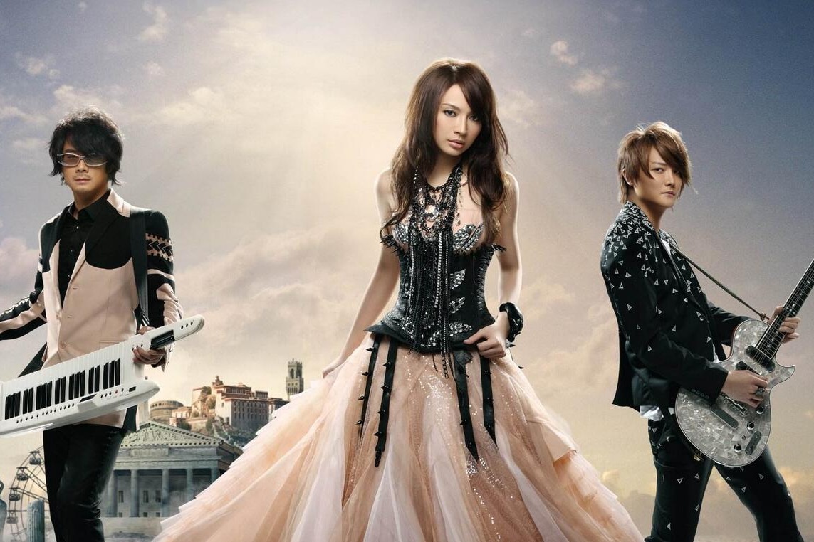 没有对比就没有伤害,飞儿乐队新主唱的《月牙湾》,开口就输了_凤凰网