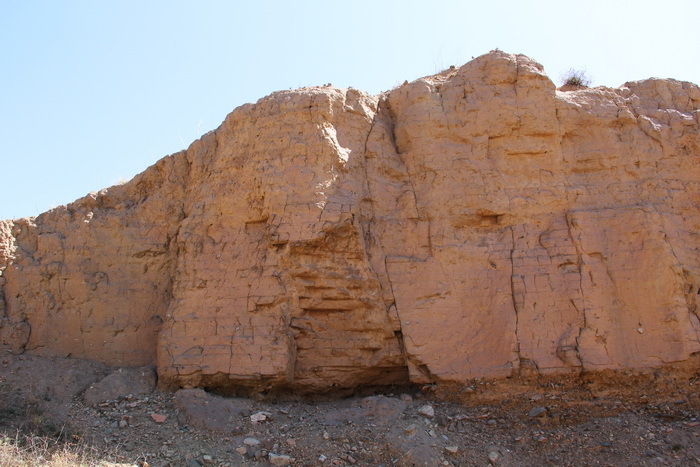 包头古迹:战国赵北长城