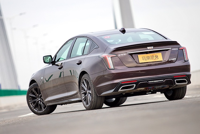 隔音材料到位，多重主动降噪技术，体验CT5的静音效果