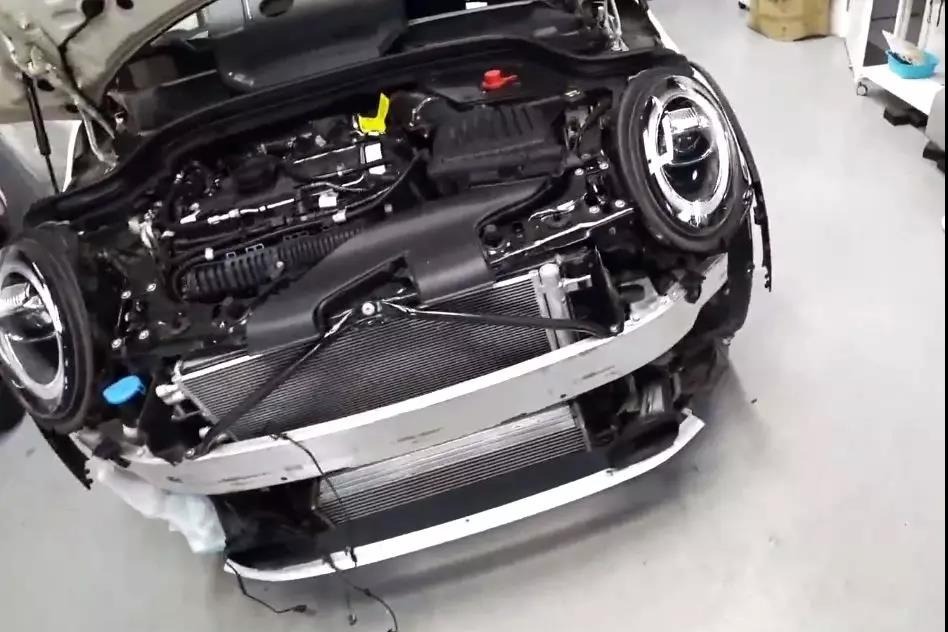 宝马MINI Cooper S拆解要点，喜欢自己动手DIY必看