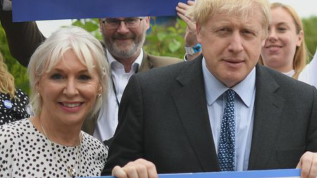 英国女大臣多丽丝确诊新冠肺炎！出现症状期间曾接触过首相约翰逊