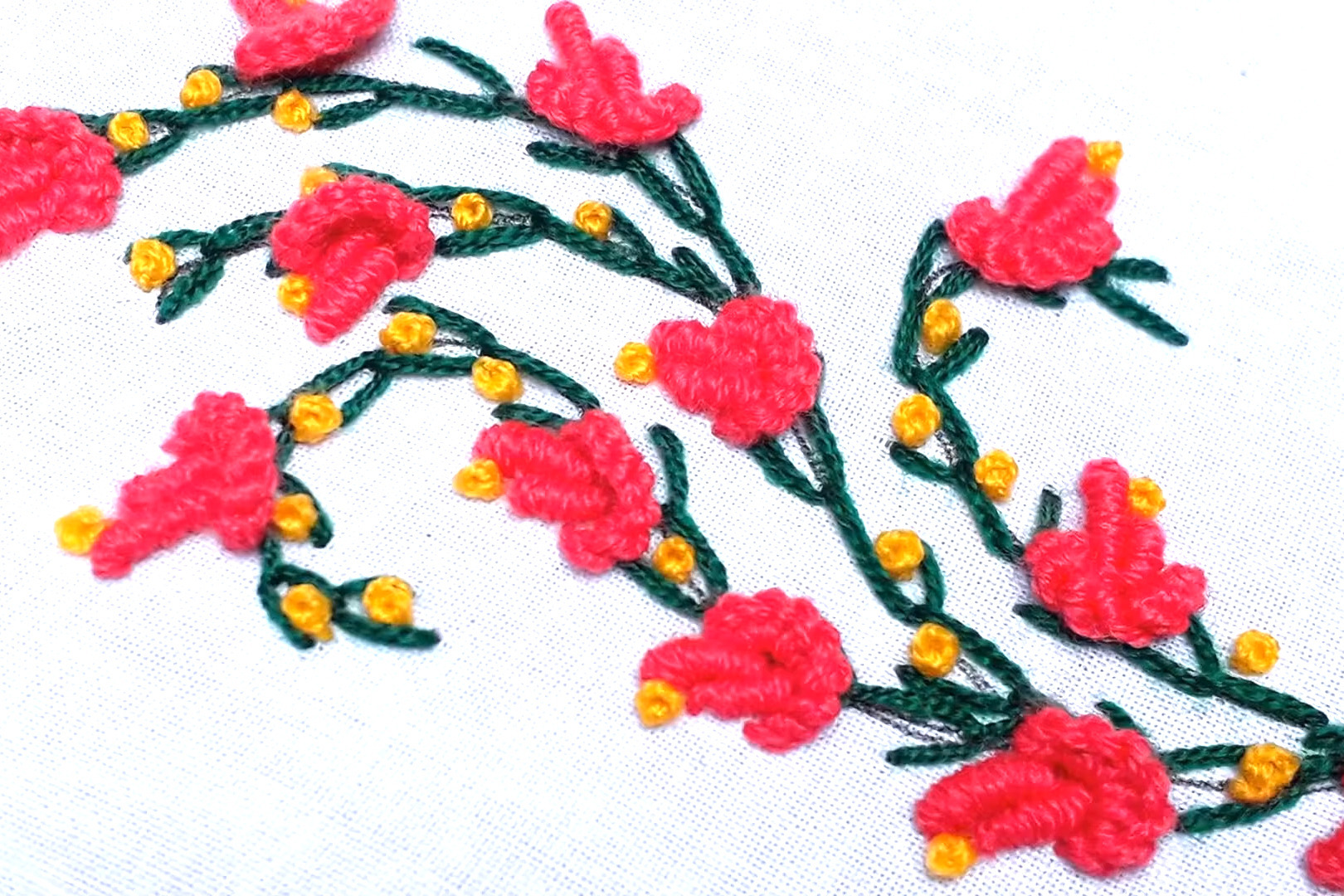 刺繡教程:4種針法刺繡花邊,簡單不失靈動