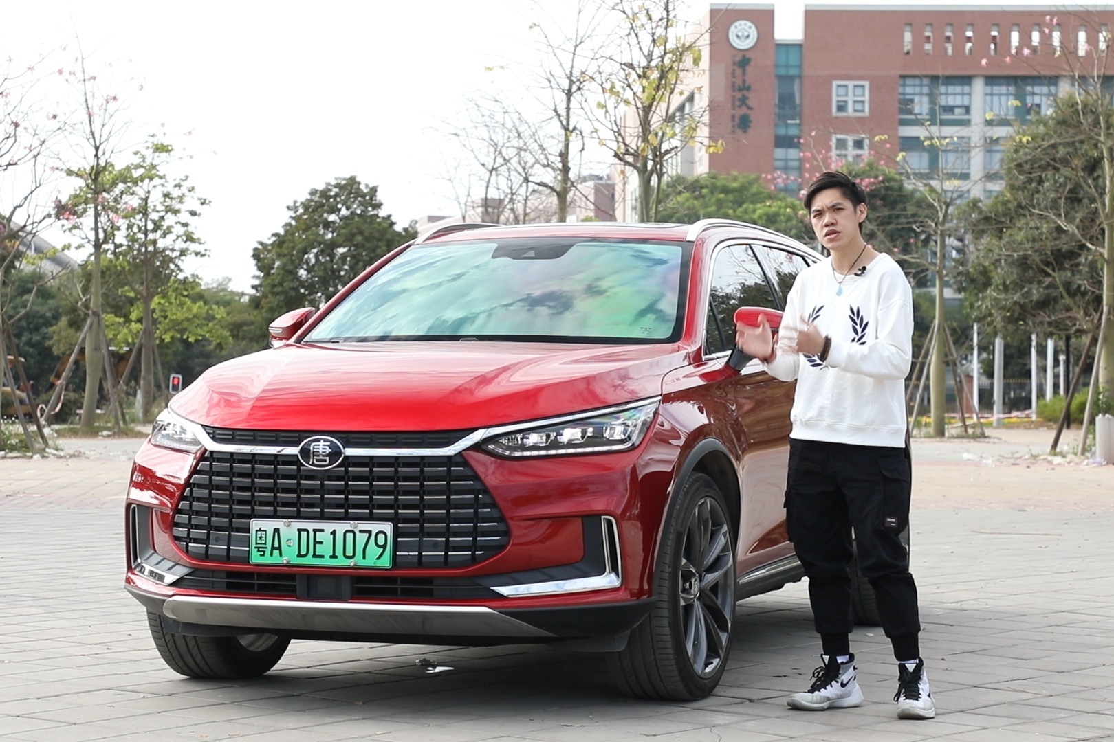 “高端”不靠口讲，比亚迪全新一代唐EV凭实力树立旗舰新标杆