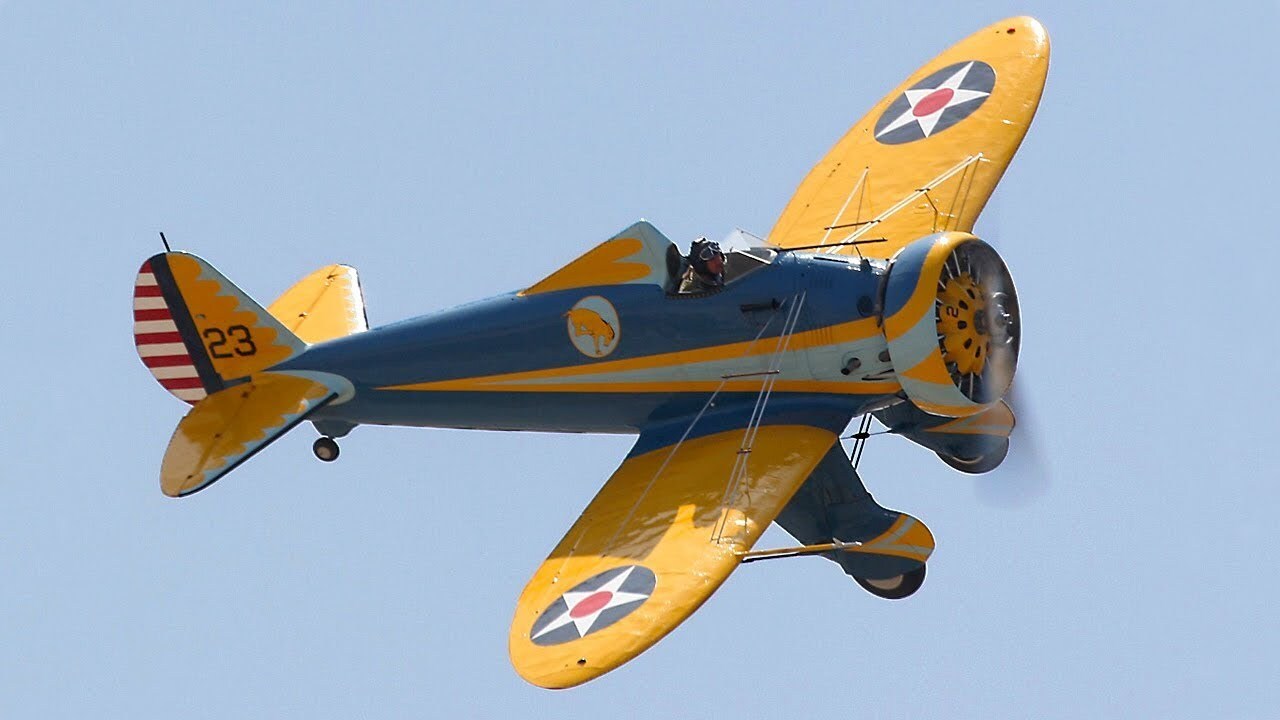 8万人,使用波音p-26战斗机显得落伍,陆航需要更好的战机来应对未来