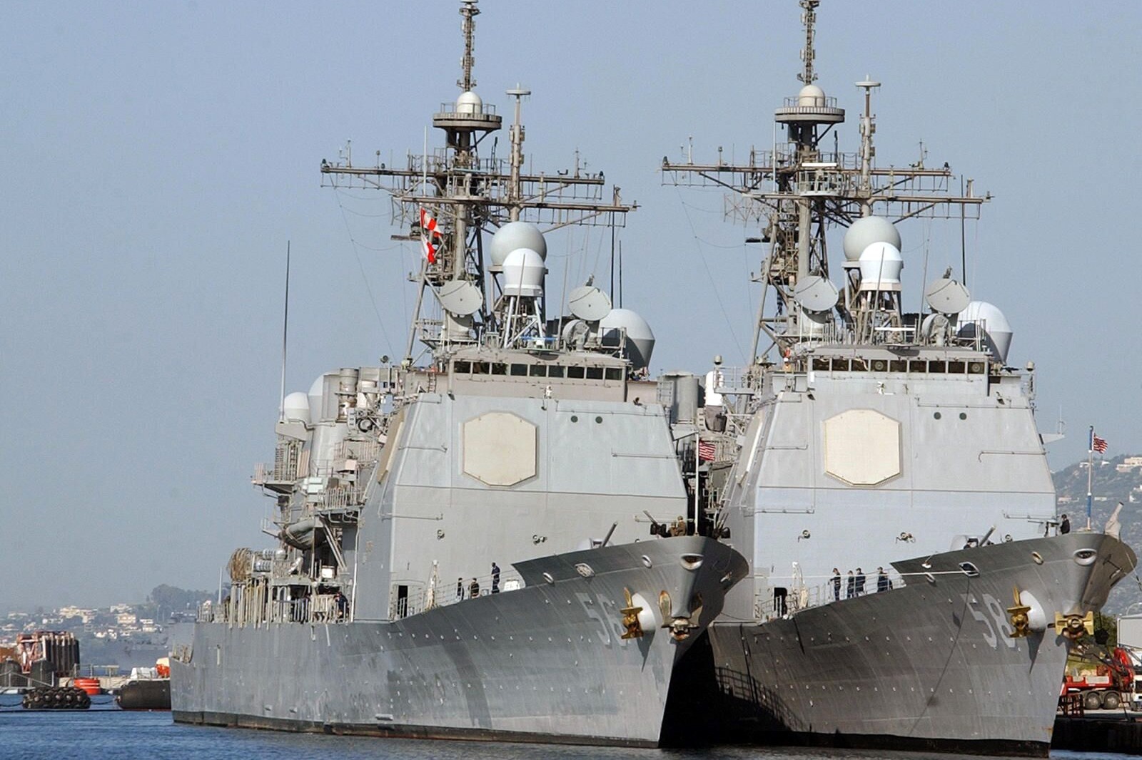美国海军多艘舰艇提前退役 目的就是缩减开支