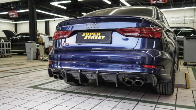 SuperStreet改装日记-奥迪S3改装卡布尔碳纤维后唇