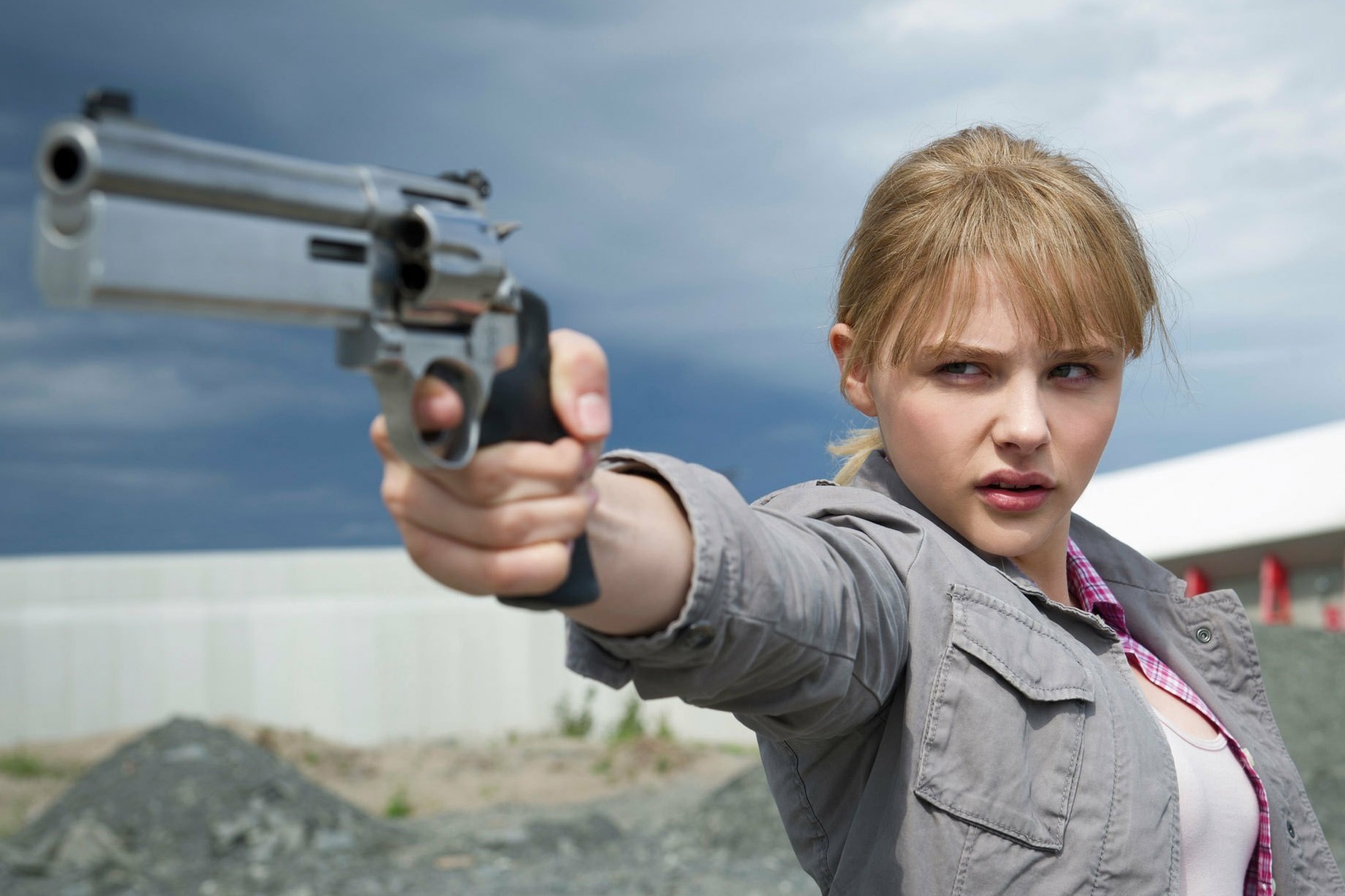 电影海扁王2小萝莉不仅人长得漂亮身手更是了得约架不含糊