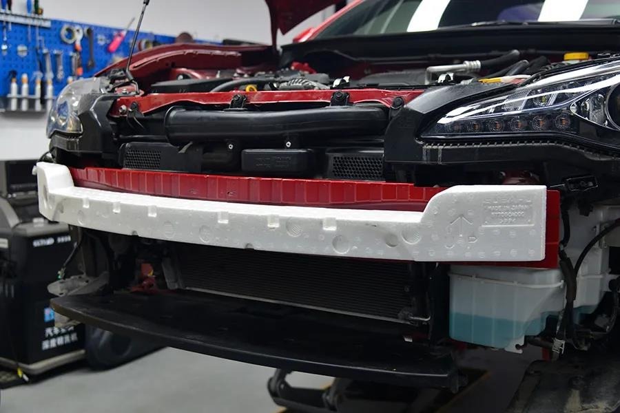 入门级别跑车入门级防撞梁，只比老卡罗拉强点儿（下）