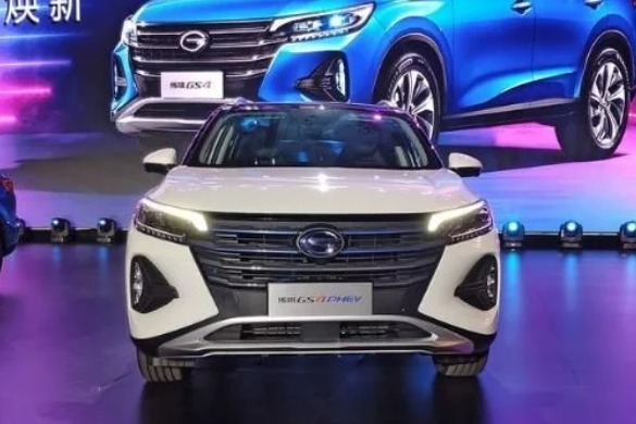 省油SUV来了！广汽传祺GS4 PHEV，搭1.5T动力百公里油耗仅1.3L！