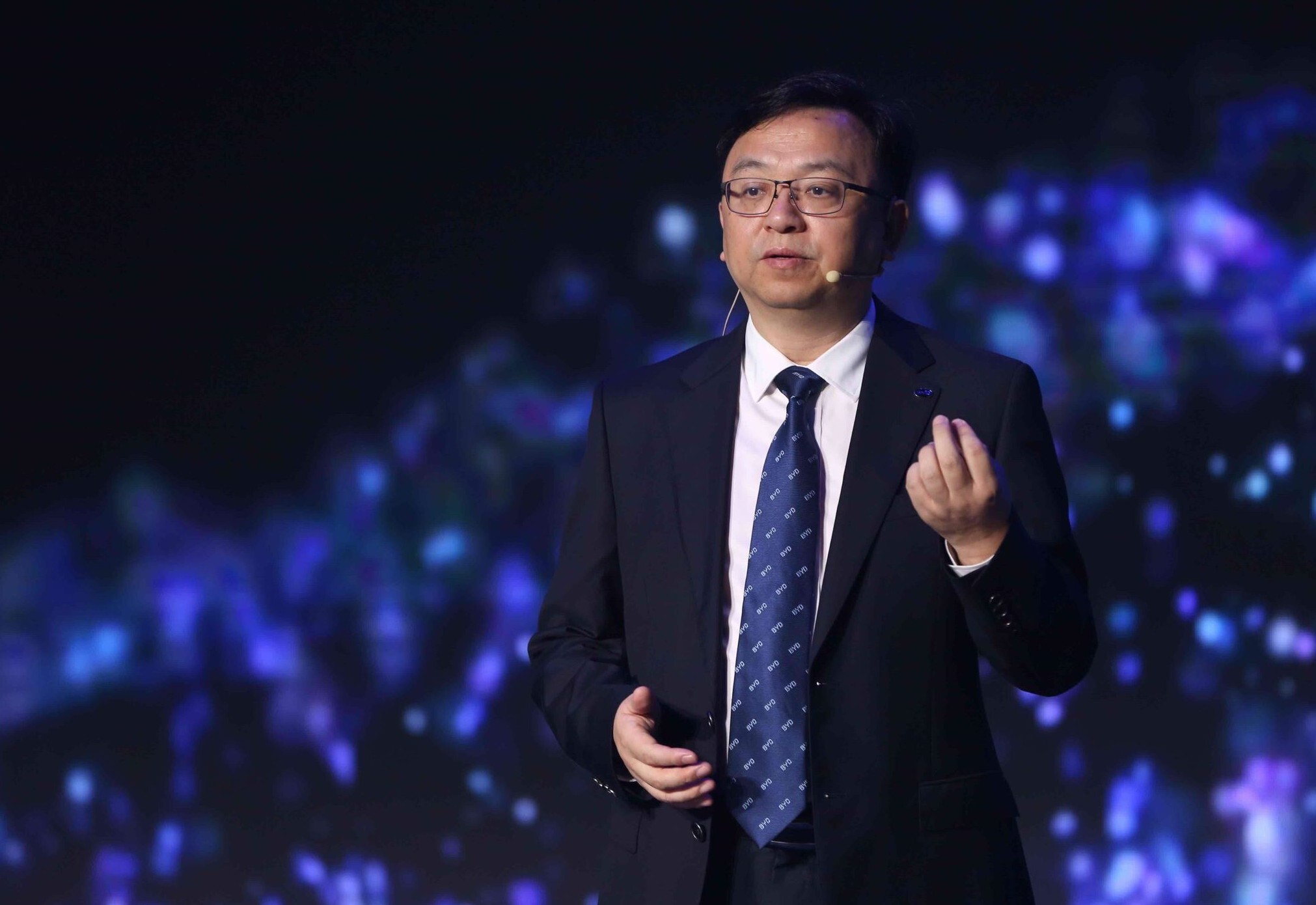 王传福:未来电动车电池开发,一定少用地球上的稀有金属