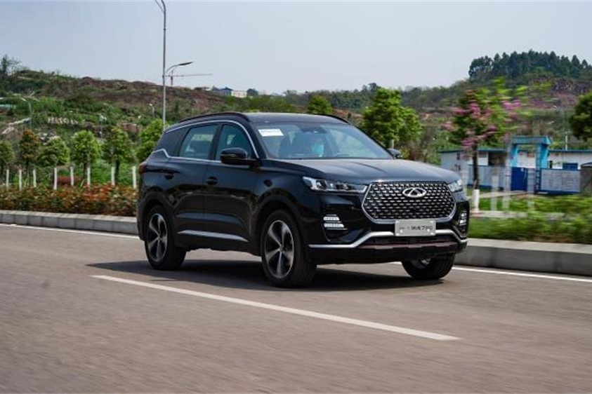 试驾瑞虎7pro刚猛的外表配上刚猛的动力是什么感受