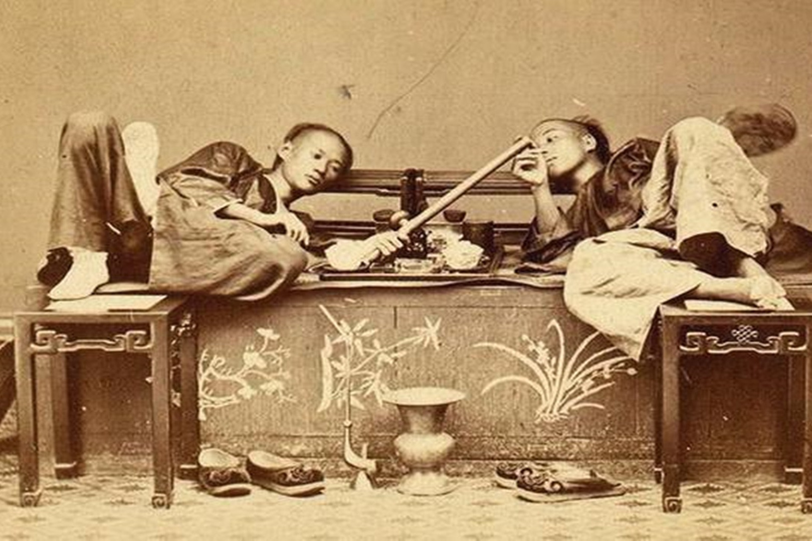 这可能是中国最早的鸦片吸食者 - 图说历史|国内 - 华声论坛