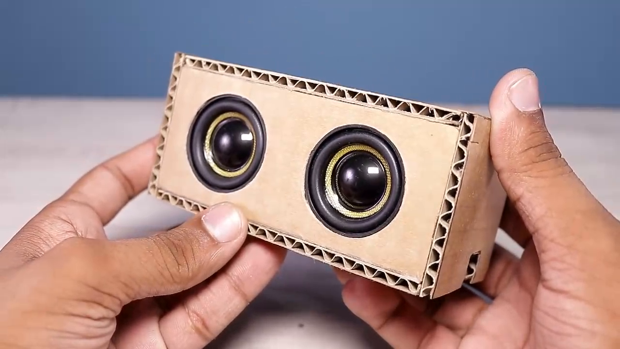 手工制作生活用品系列8蓝牙纸皮音箱