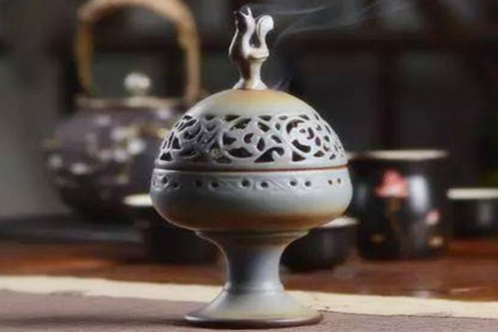 多年前,中国宫廷之中有一种"迷魂香",魏忠贤就是靠它步步高升_凤凰网