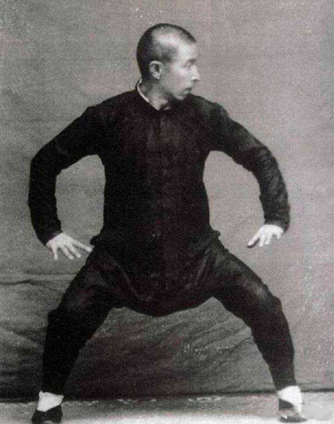 武痴被判死刑,在狱中创一套拳法,可击飞5壮汉,被列非物质遗产__凤凰网