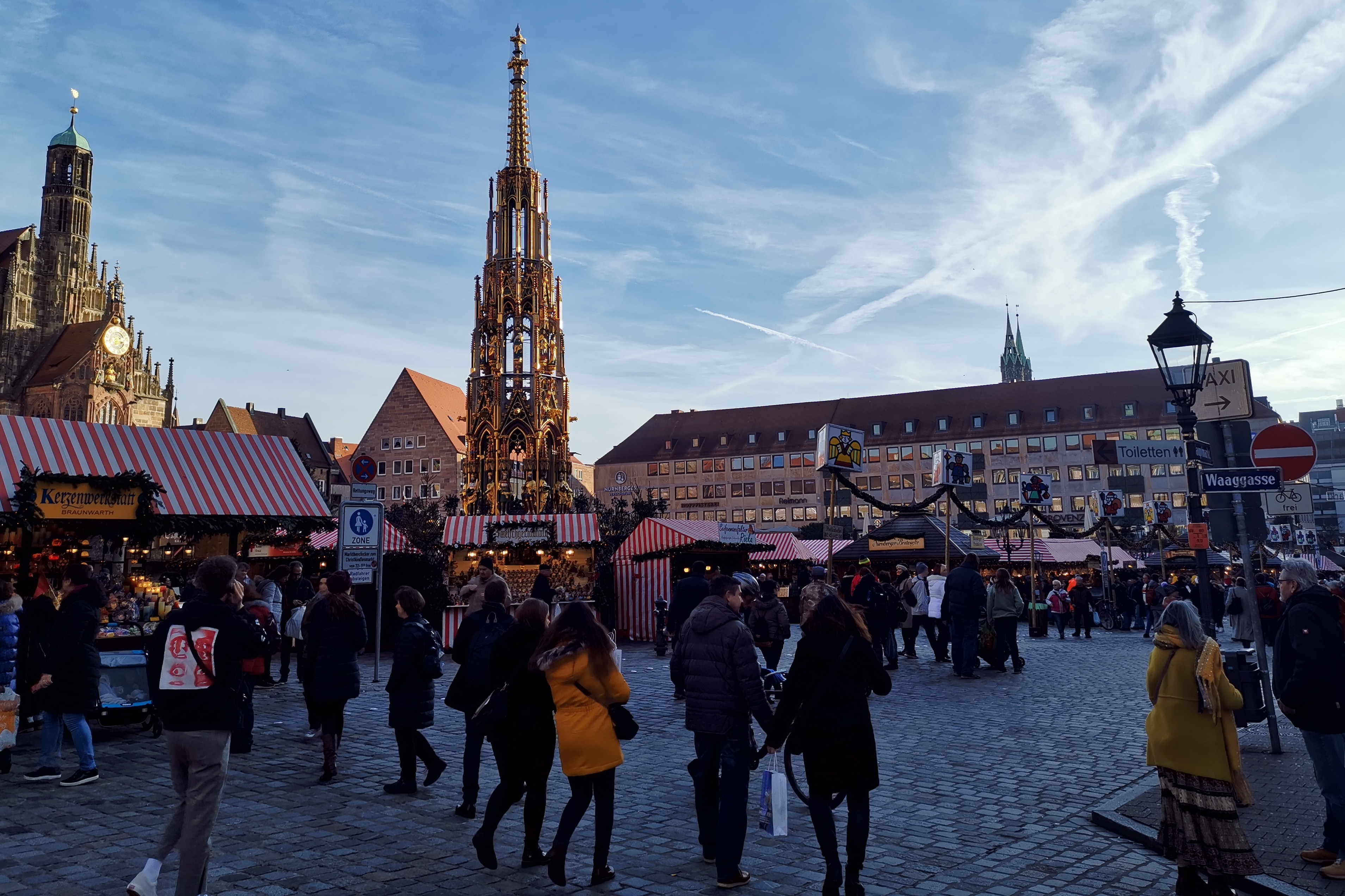 德国 阿迪达斯故乡纽伦堡 街头艺人演奏