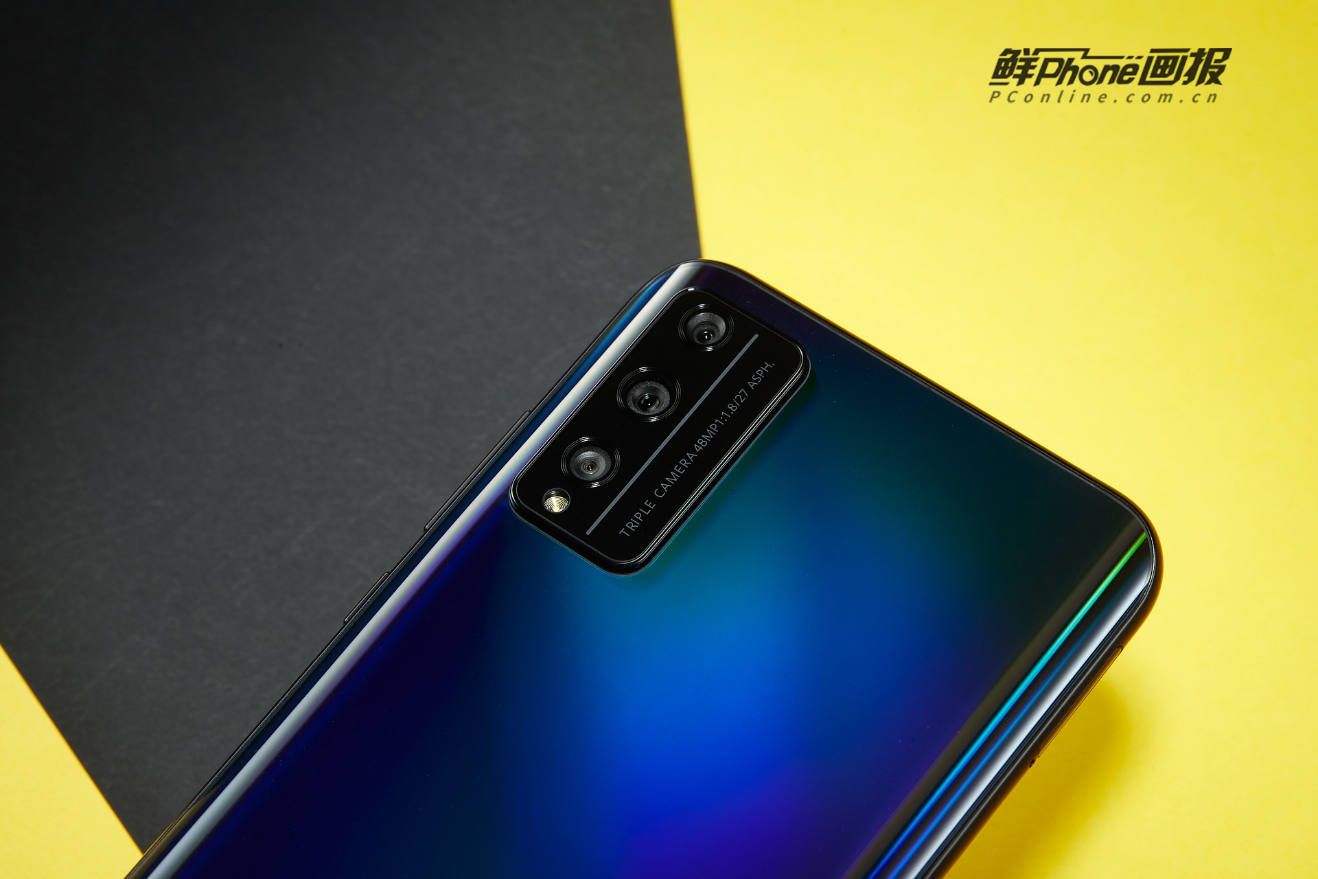 荣耀play4tpro图赏潮酷颜值内芯强悍