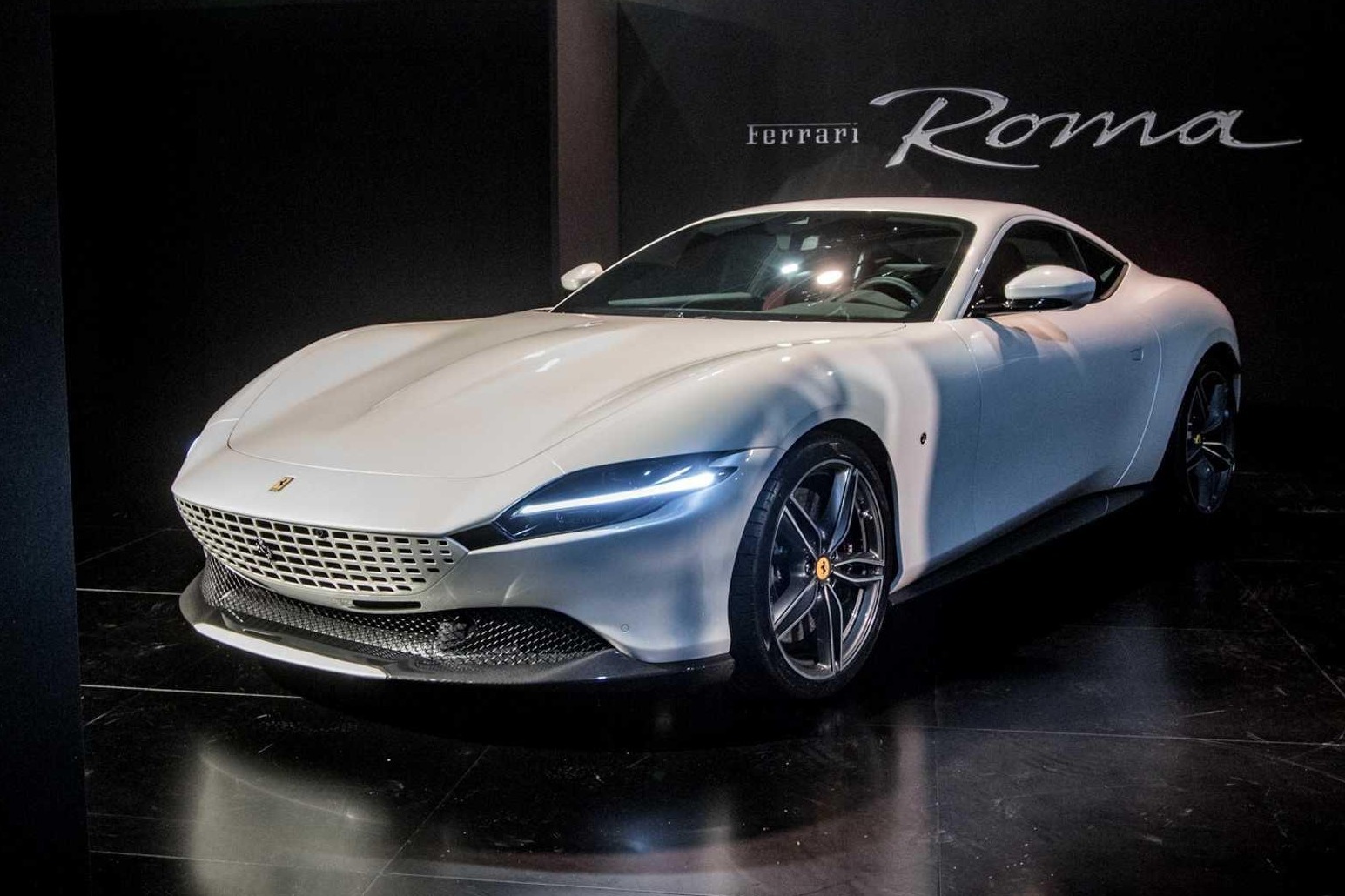 最便宜的法拉利跑车来了价格突破底线你确定不来看一下