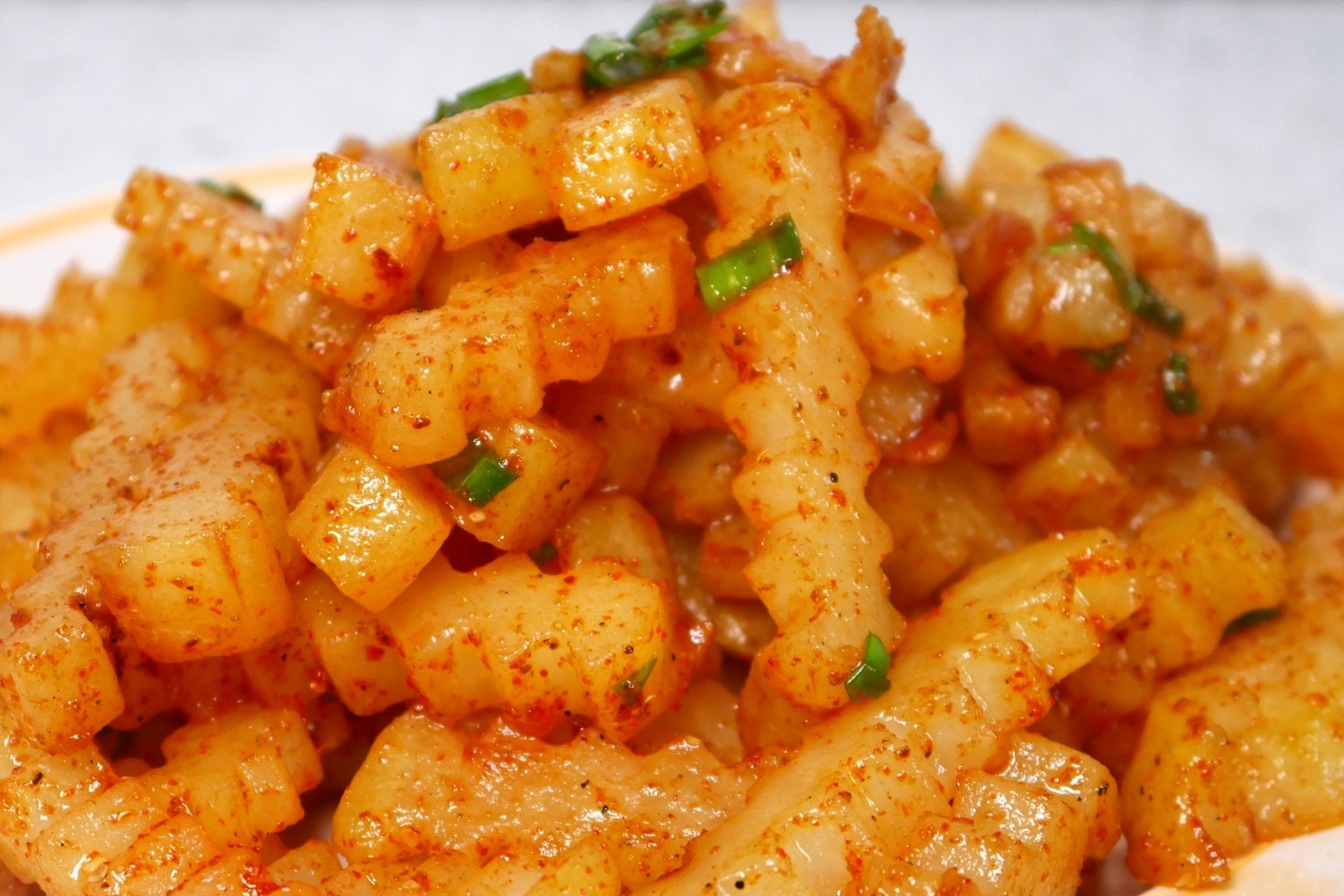 外面卖5元的狼牙土豆大叔1块钱教你在家做麻辣过瘾越吃越香