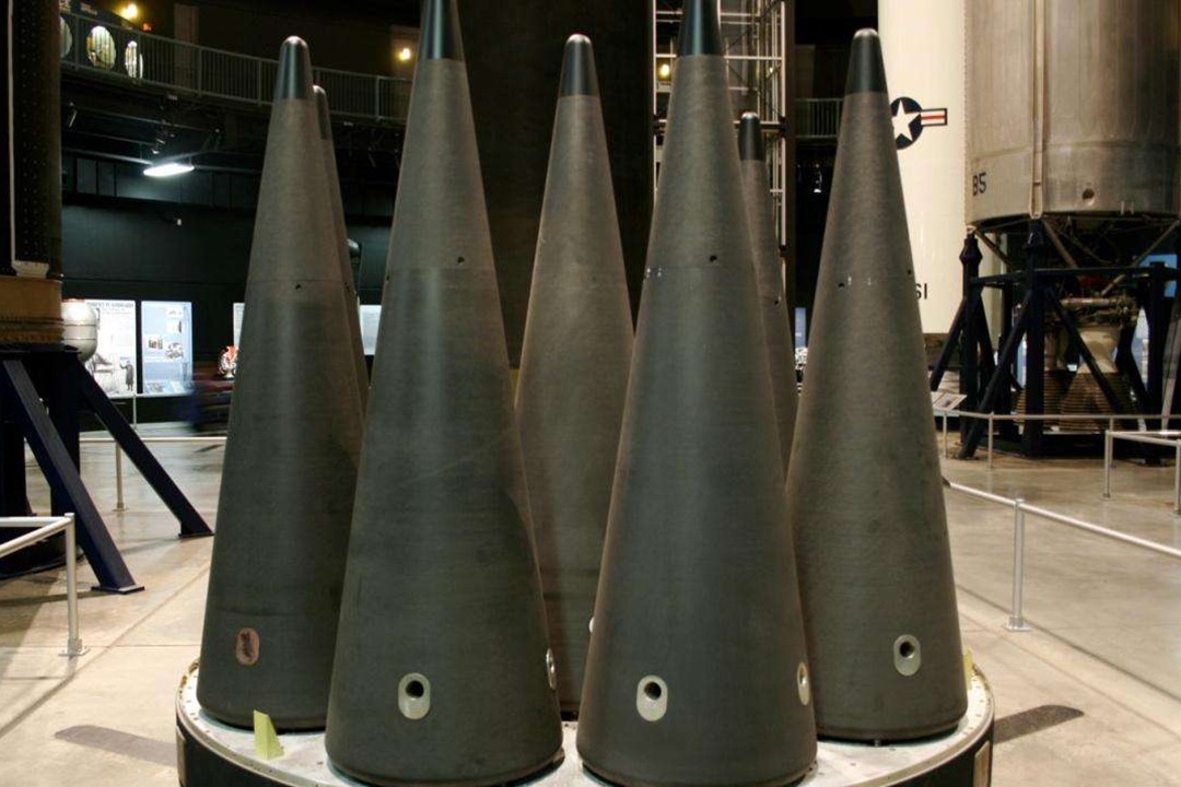 美军核弹头6400多枚,俄军6800多枚,那中国到底会有多少呢?