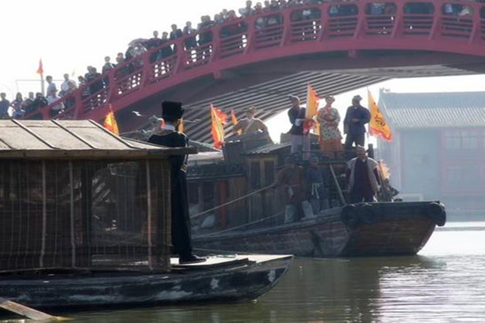 这些都是北宋首都的经济命脉，最终，它的废弃让大宋朝彻底亡国了