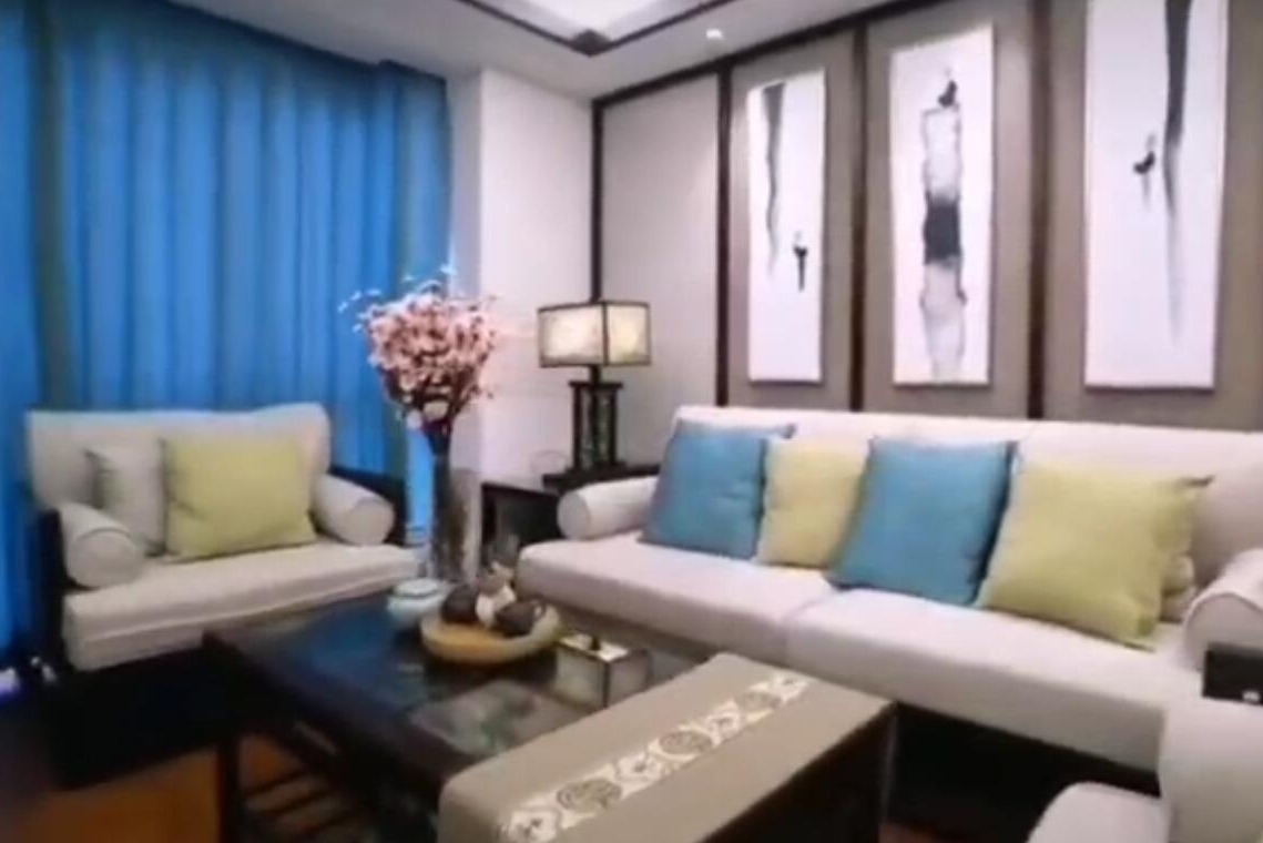 关镇铨客服在朋友圈分享的，新中式风格样板房还是案例？_凤凰网视频_凤凰网