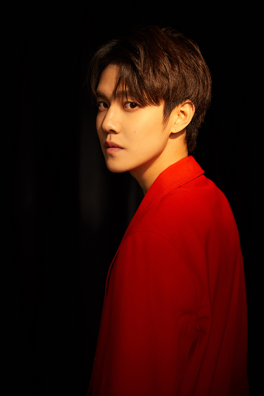 演员虞祎杰《天醒之路》今日开播 演绎勇敢正义"刺客"莫林