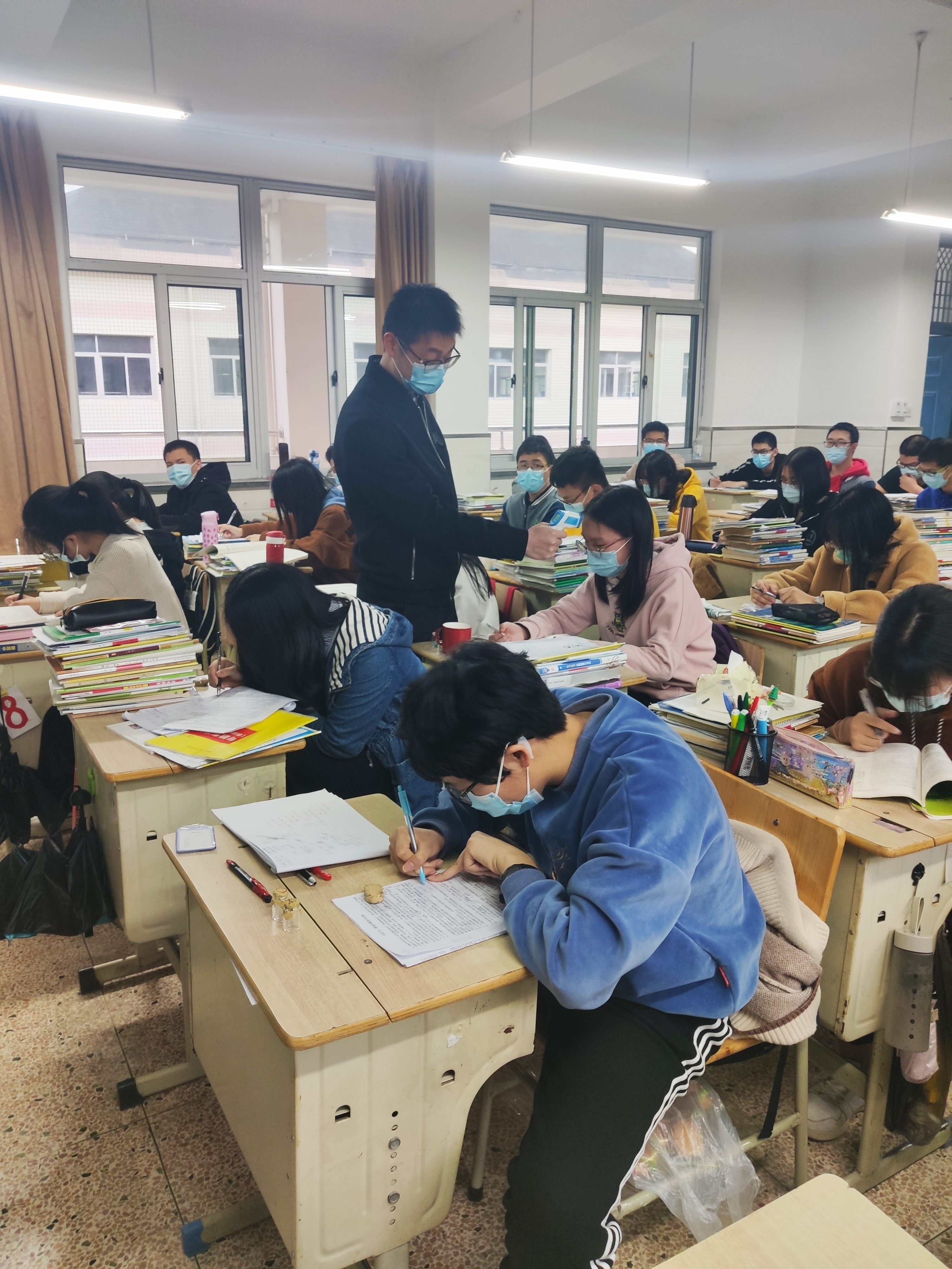 绍兴市越崎中学图片