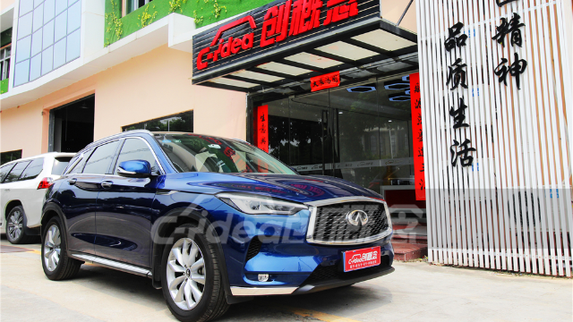 英菲尼迪内饰改装，满满的战斗气息