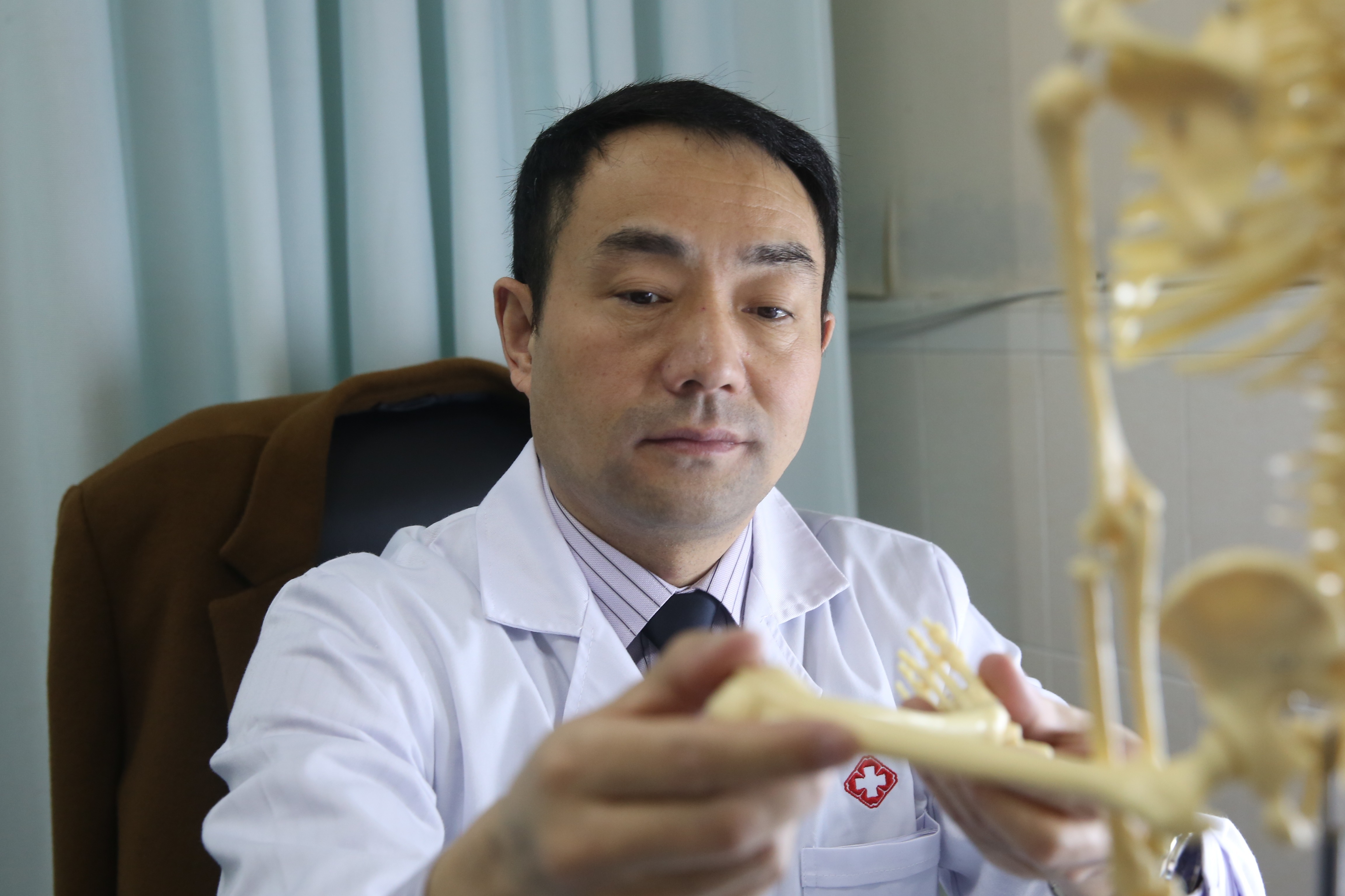 杜鹏简介 杜鹏院长讲风湿病的范围