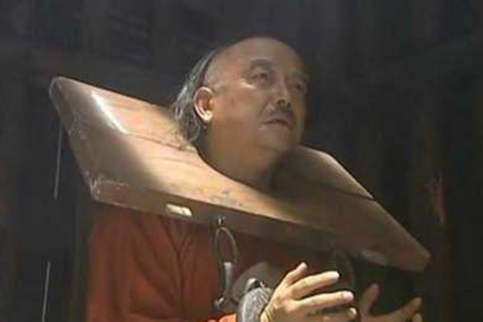 嘉庆帝在杀了和珅之后，为什么突然就停止了调查？有一个重要原因