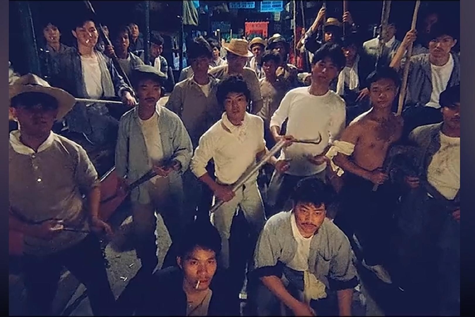 兄弟一起闯江湖,一个为利一个为义