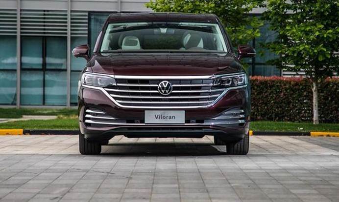 媲美埃尔法的高端商务大v到底如何?实拍上汽大众viloran