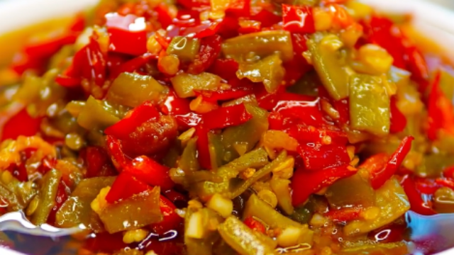 教你在家做贡菜辣椒酱，香辣脆爽，开胃下饭