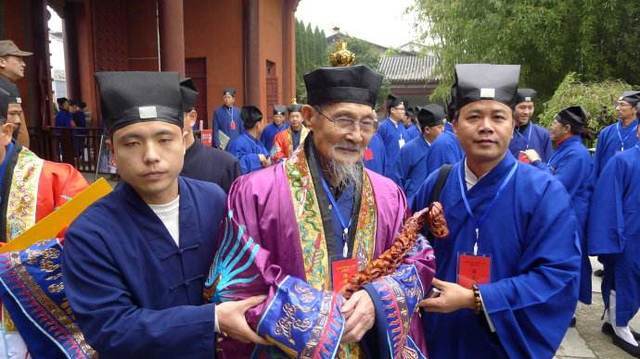 道教的饰品都有哪些?其中一件是古代道士的标配__凤凰网