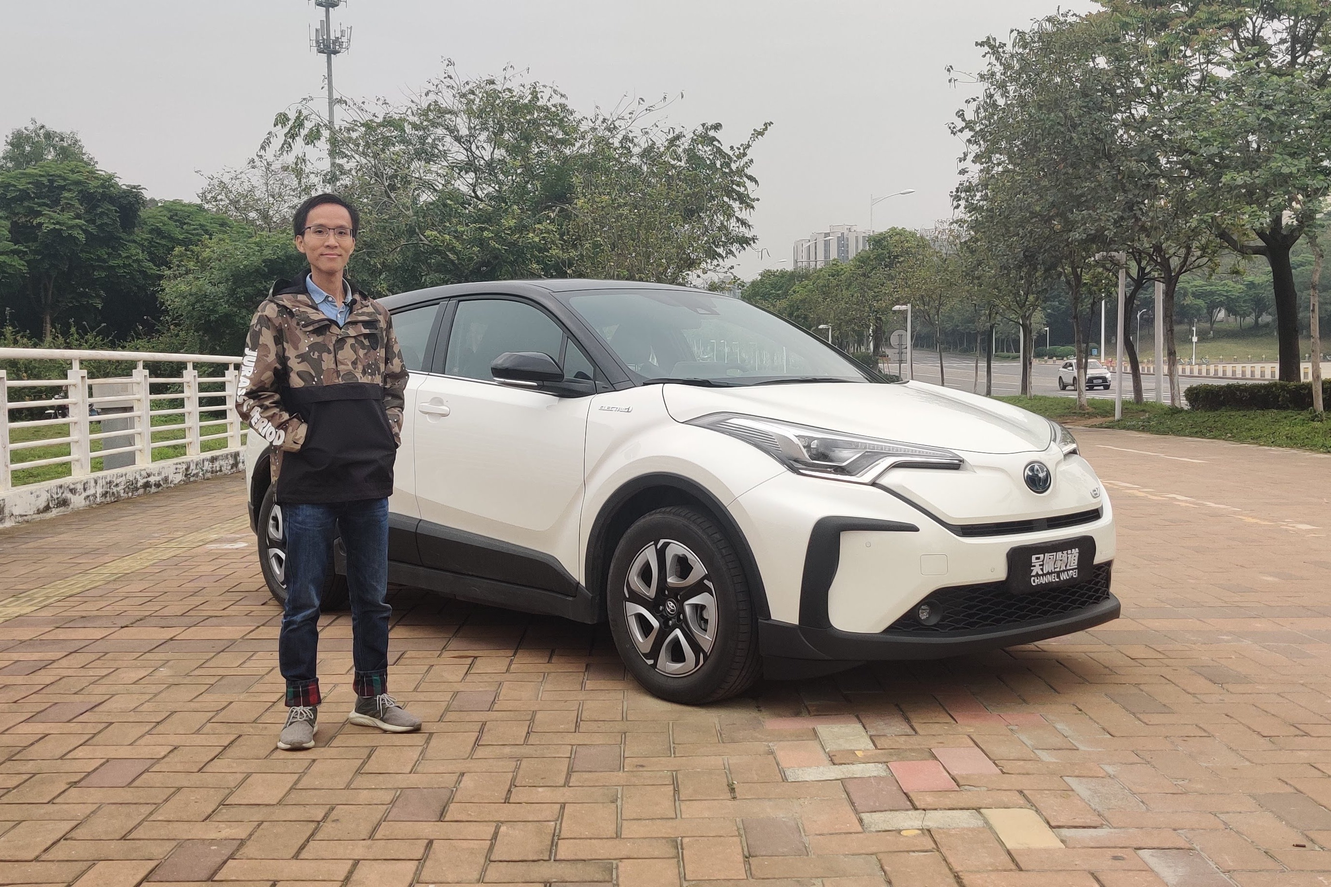 105车评：C-HR EV油改电到底改了哪些地方？