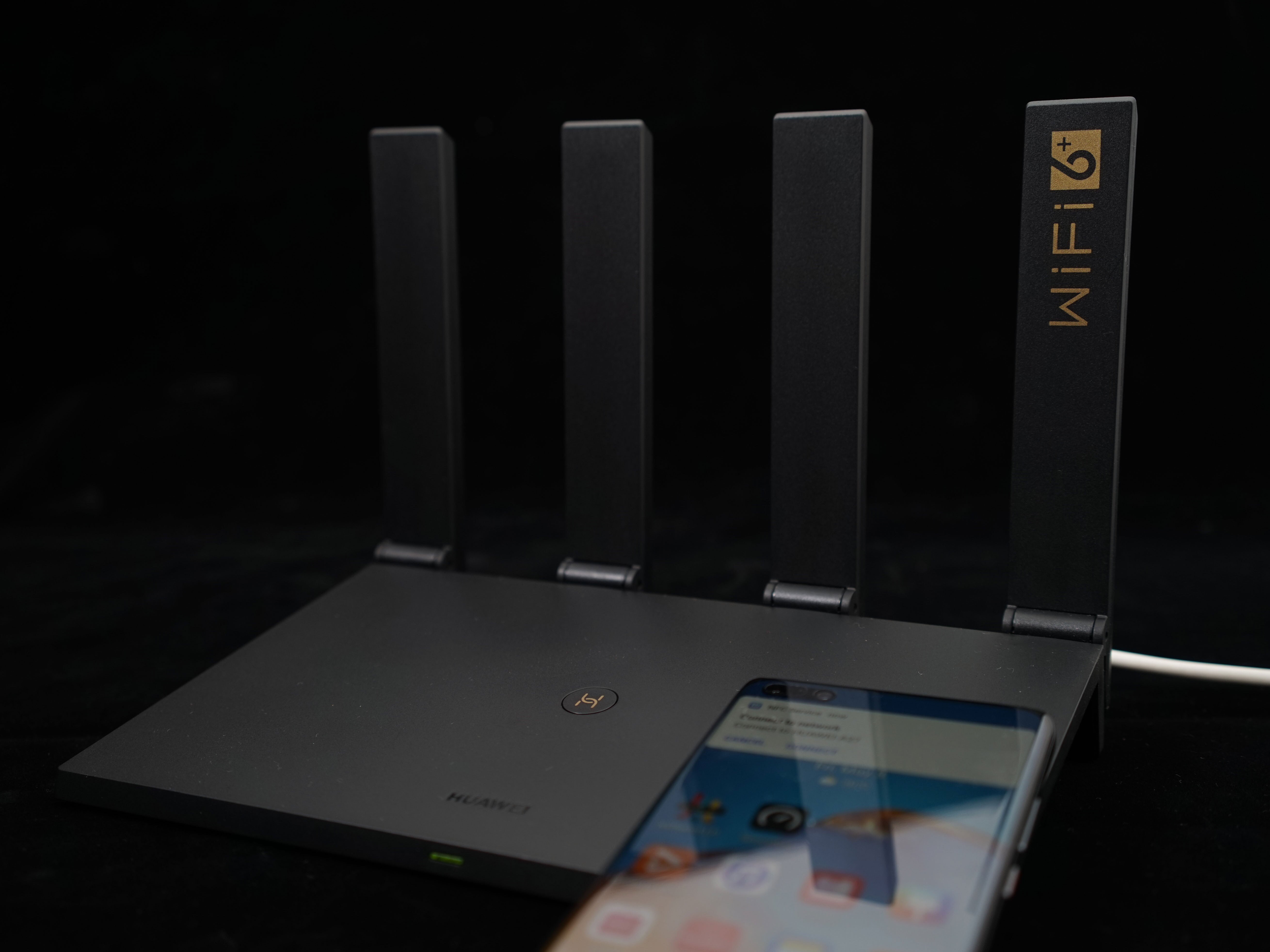 华为ax3 pro路由评测看这篇就够了!__凤凰网