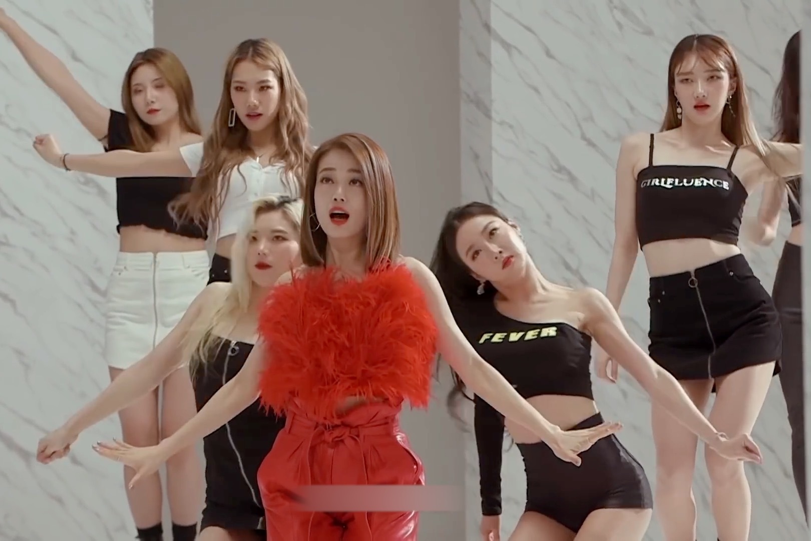 周杰伦送容祖儿这首《小小》，一火就是13年，两人合唱太惊艳了