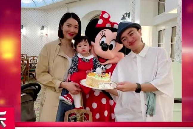 李亚男晒全家福为王祖蓝庆生：40岁生日快乐，我和宝贝永远爱你